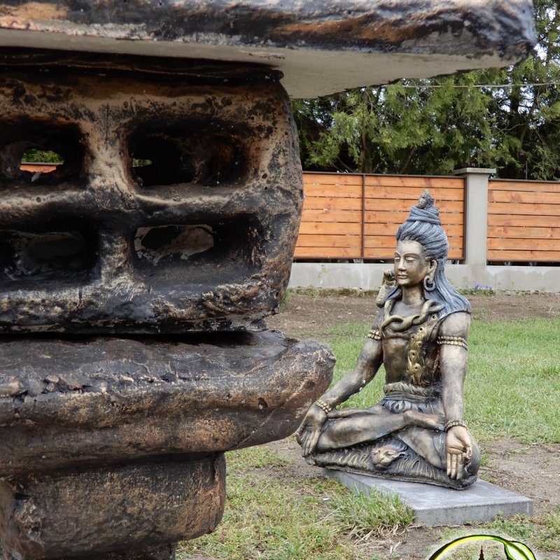 Mindent 'Is' kerti dekoráció 37